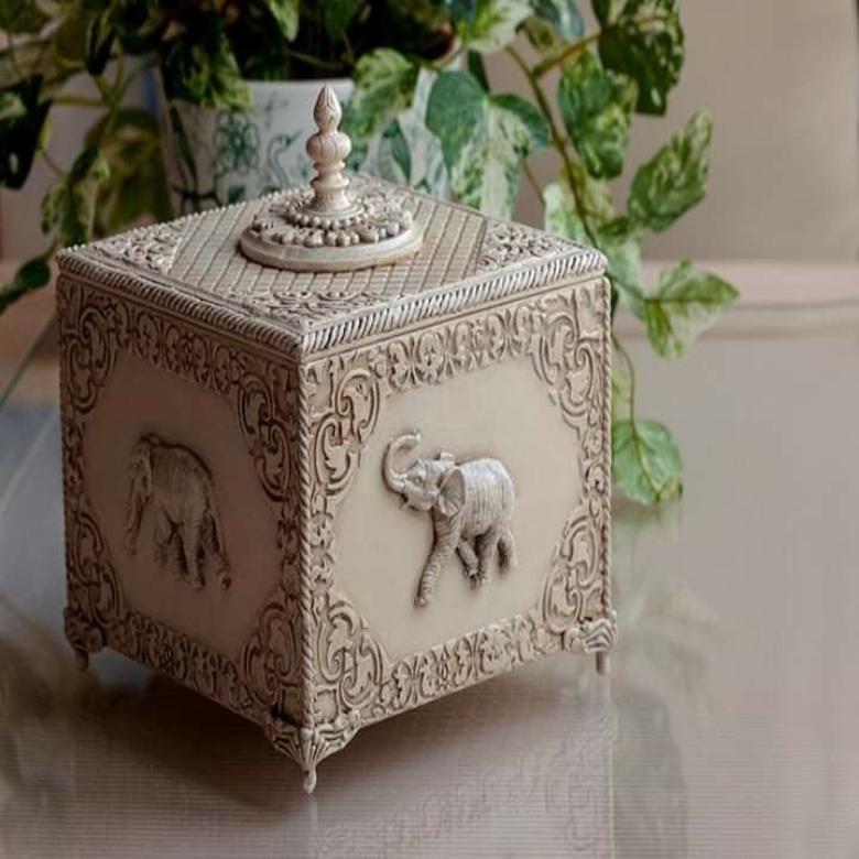 DECORATIVE BOXES