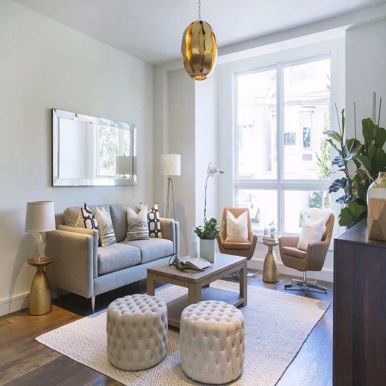 POUFS AND OTTOMANS